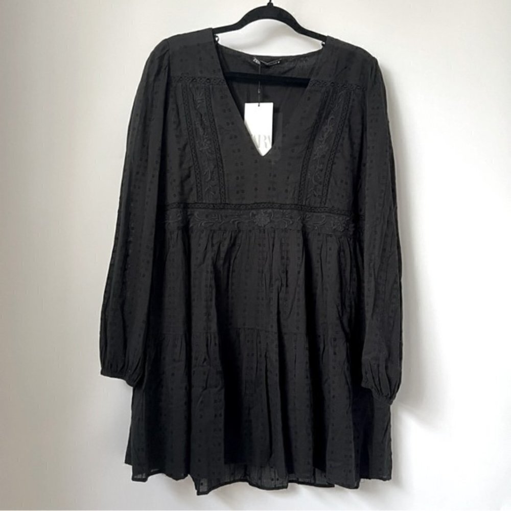 Zara, Women’s Short Lace Dress - Black. Size: L (US). NWT